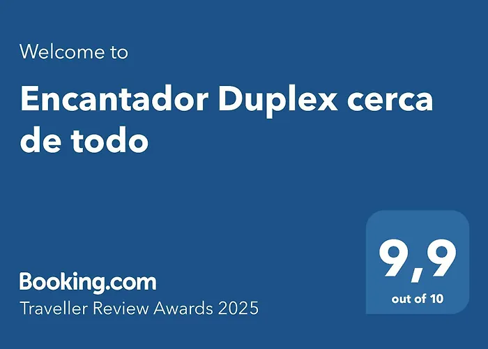 Encantador Duplex Cerca De Todo